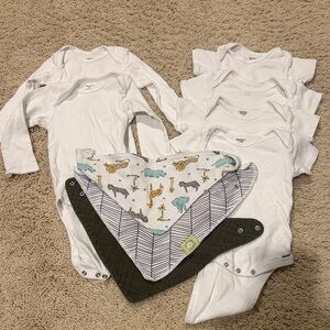 Gerber White Baby Onesies and Bids bundle